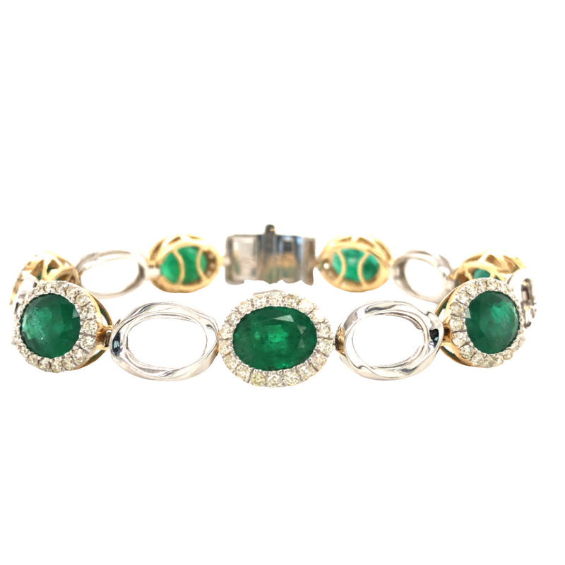 Elegant & Trendsetting Emerald - Diamond Bracelet
