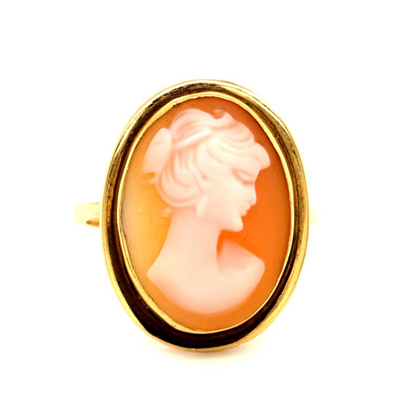 Carved Cameo Ring 18K